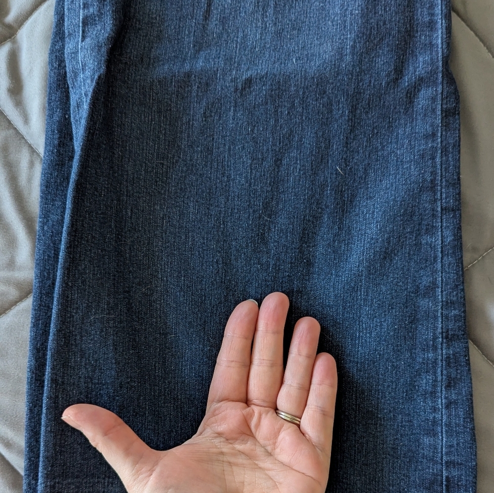 Focus 2000 petite Jeans. Size: 6P - Picture 8 of 9